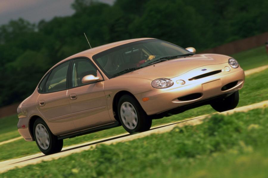  Ford Taurus 1996 года  (фото 13 из 16)